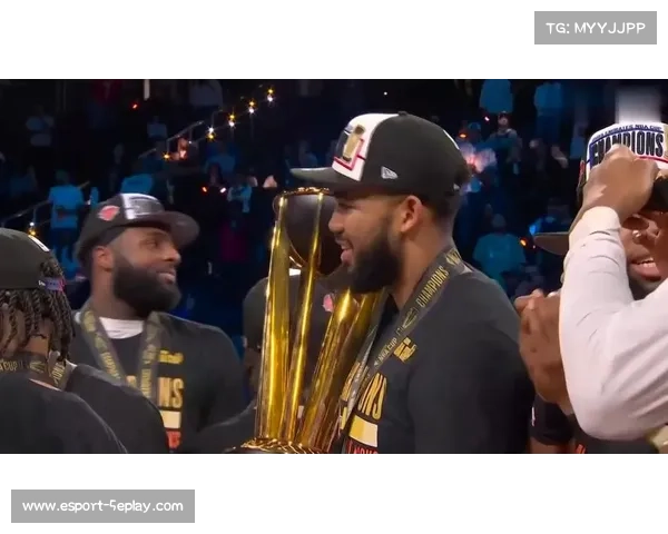 布伦森谈MVP表现：团队支持成就个人荣誉